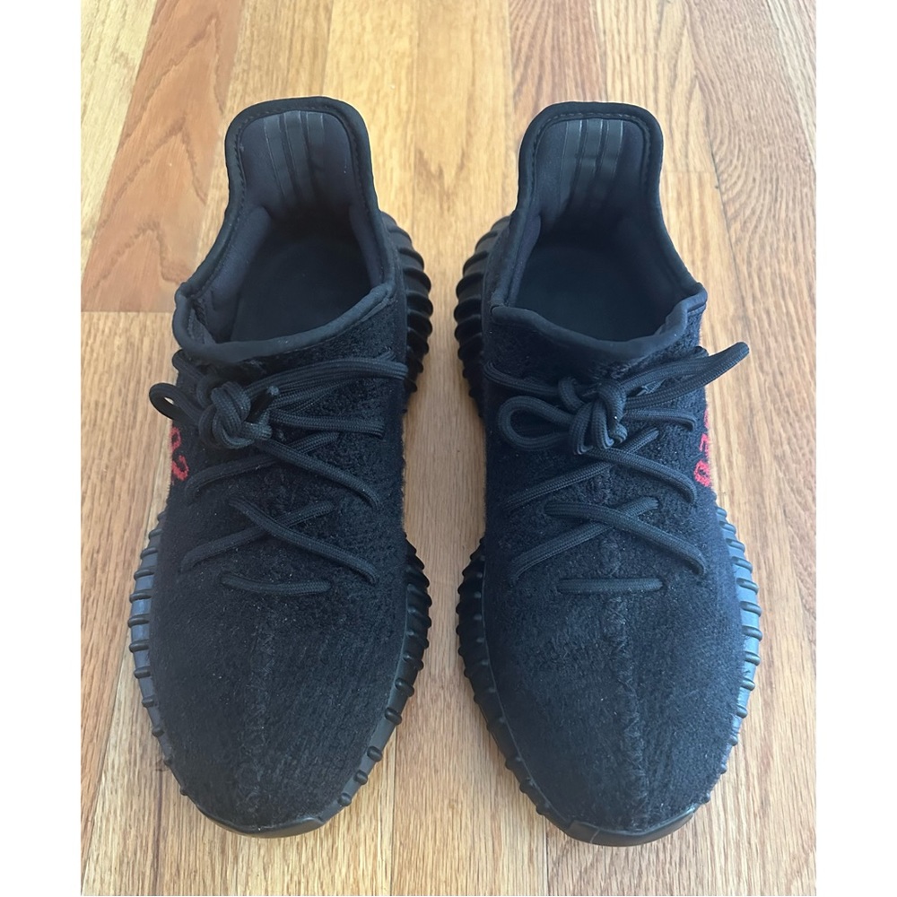 YEEZY BOOST 350 V2 Sneakers